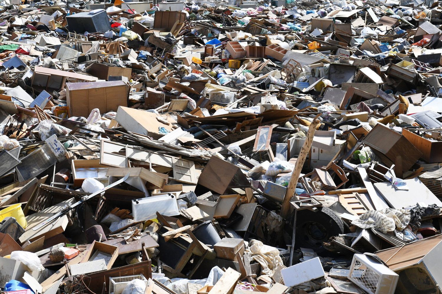 &nbsp;spazzatura rifiuti discarica