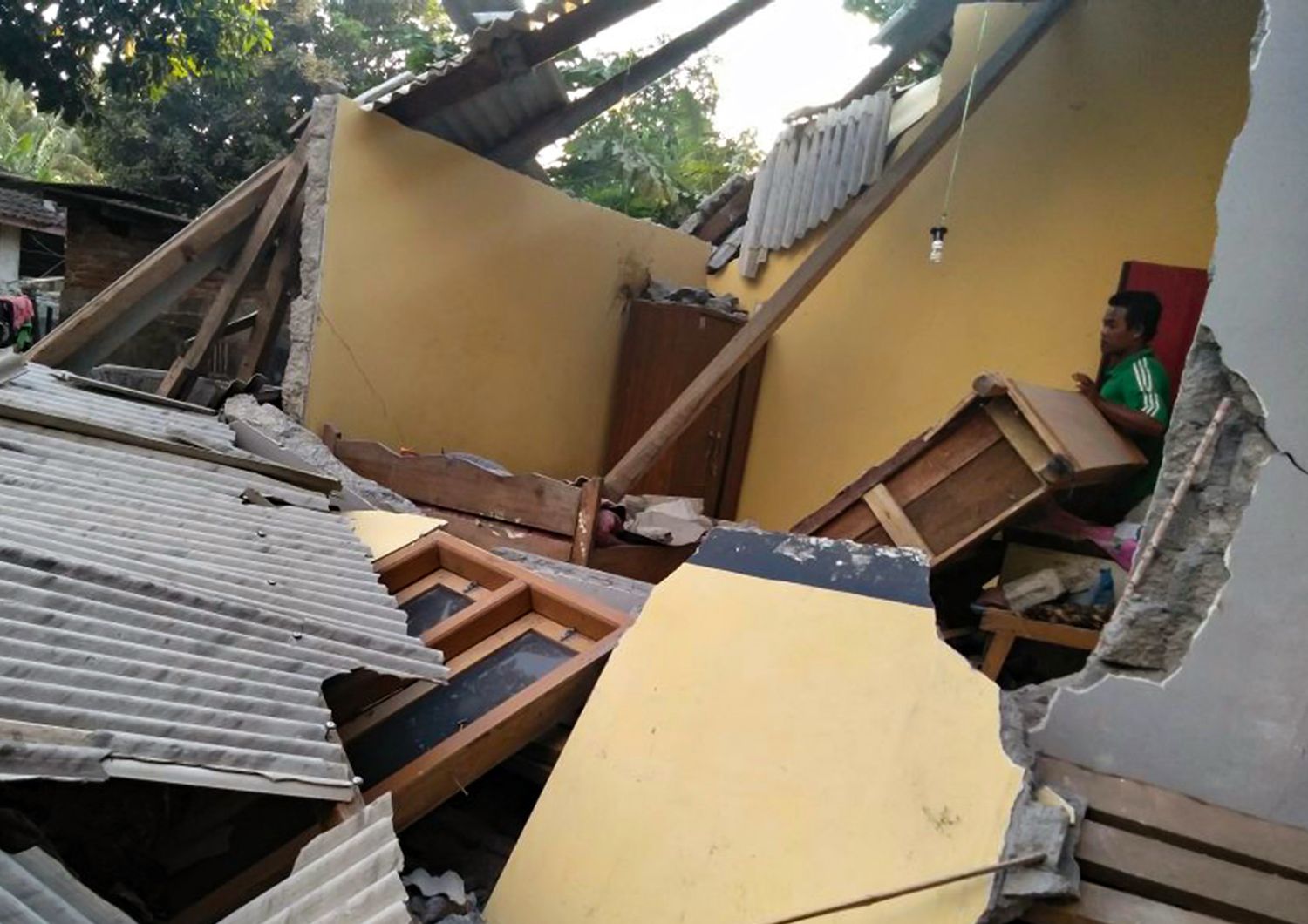 &nbsp;Un'immagine del terremoto in Indonesia