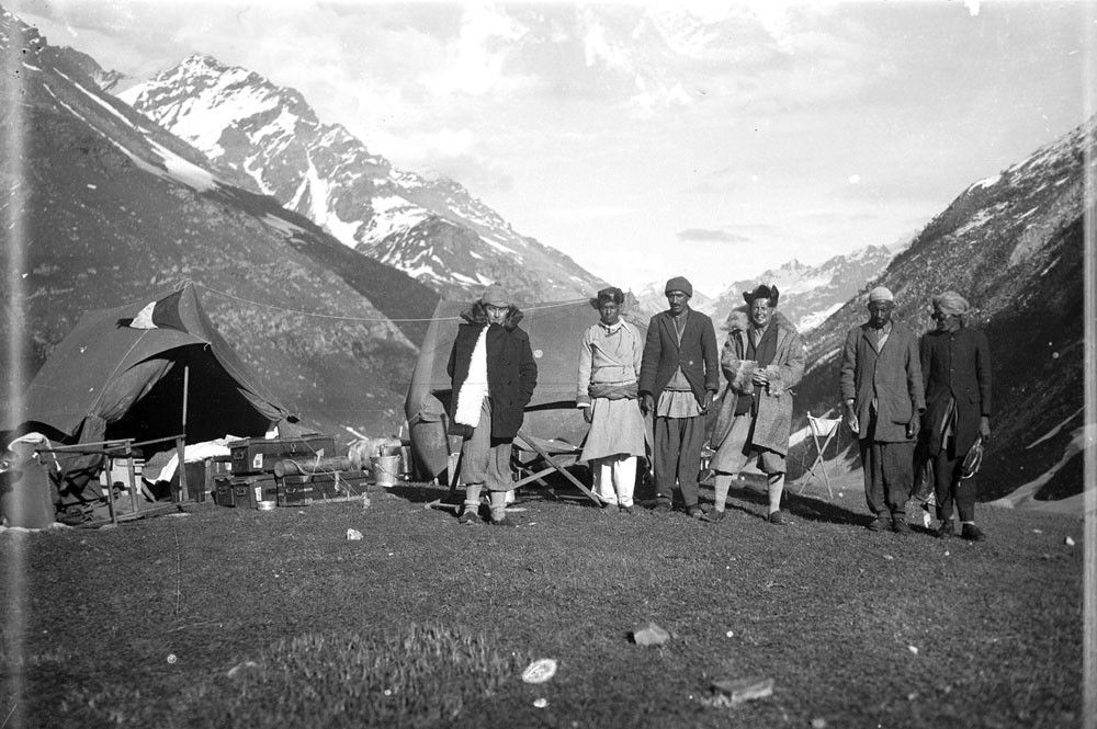 Giuseppe Tucci in Tibet (Archivio IsMEO)