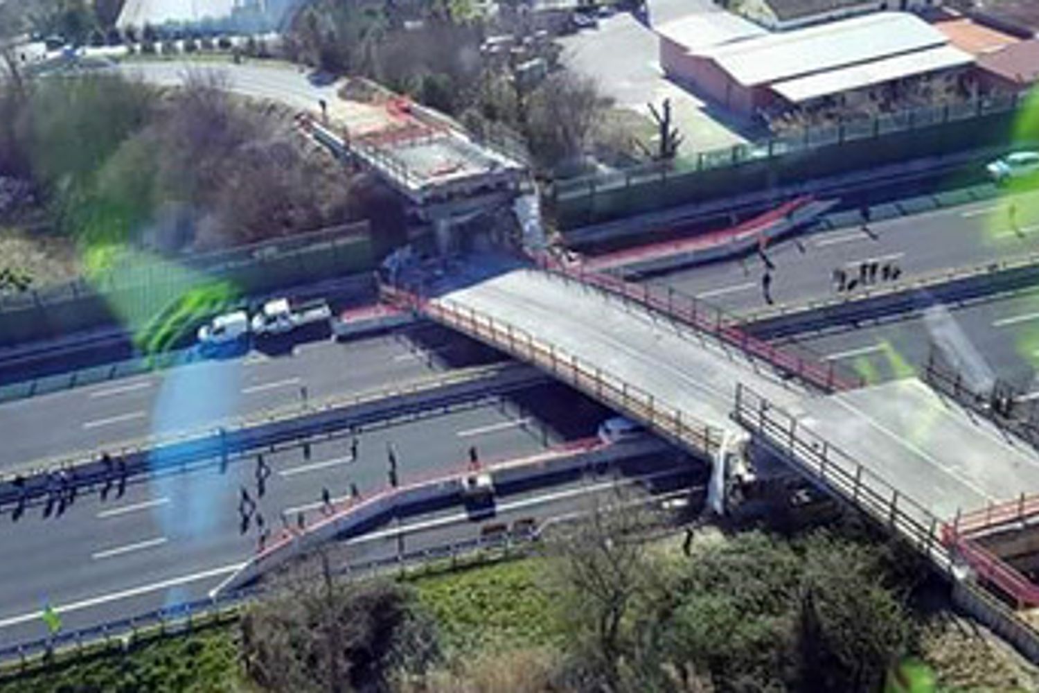 &nbsp;Il crollo del ponte della Autostrada A1, vicino Ancona