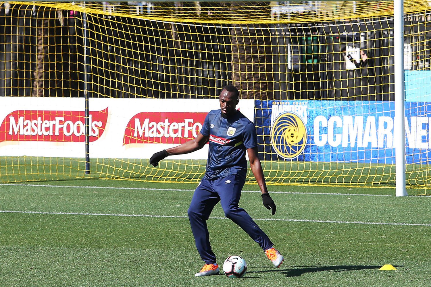 &nbsp;Usain Bolt durante gli allenamenti con i Central Coast Mariners