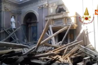 Chiesa San Giuseppe dei Falegnami dopo il crollo del tetto