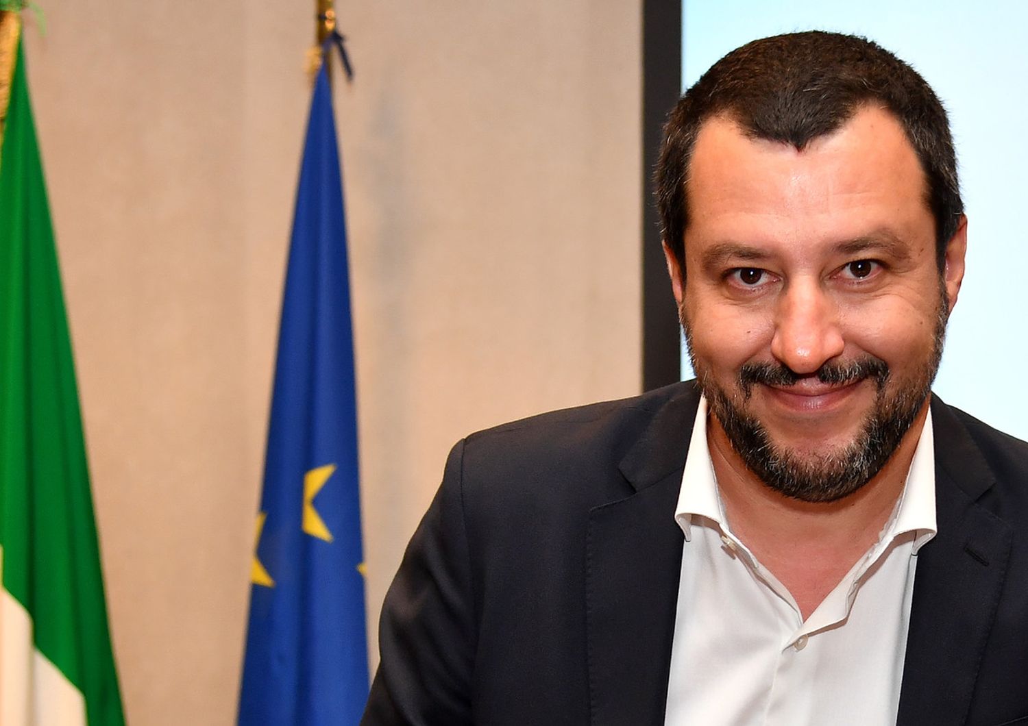 &Egrave; davvero cos&igrave; difficile (come dice Salvini) negare l&#39;asilo politico a un richiedente?