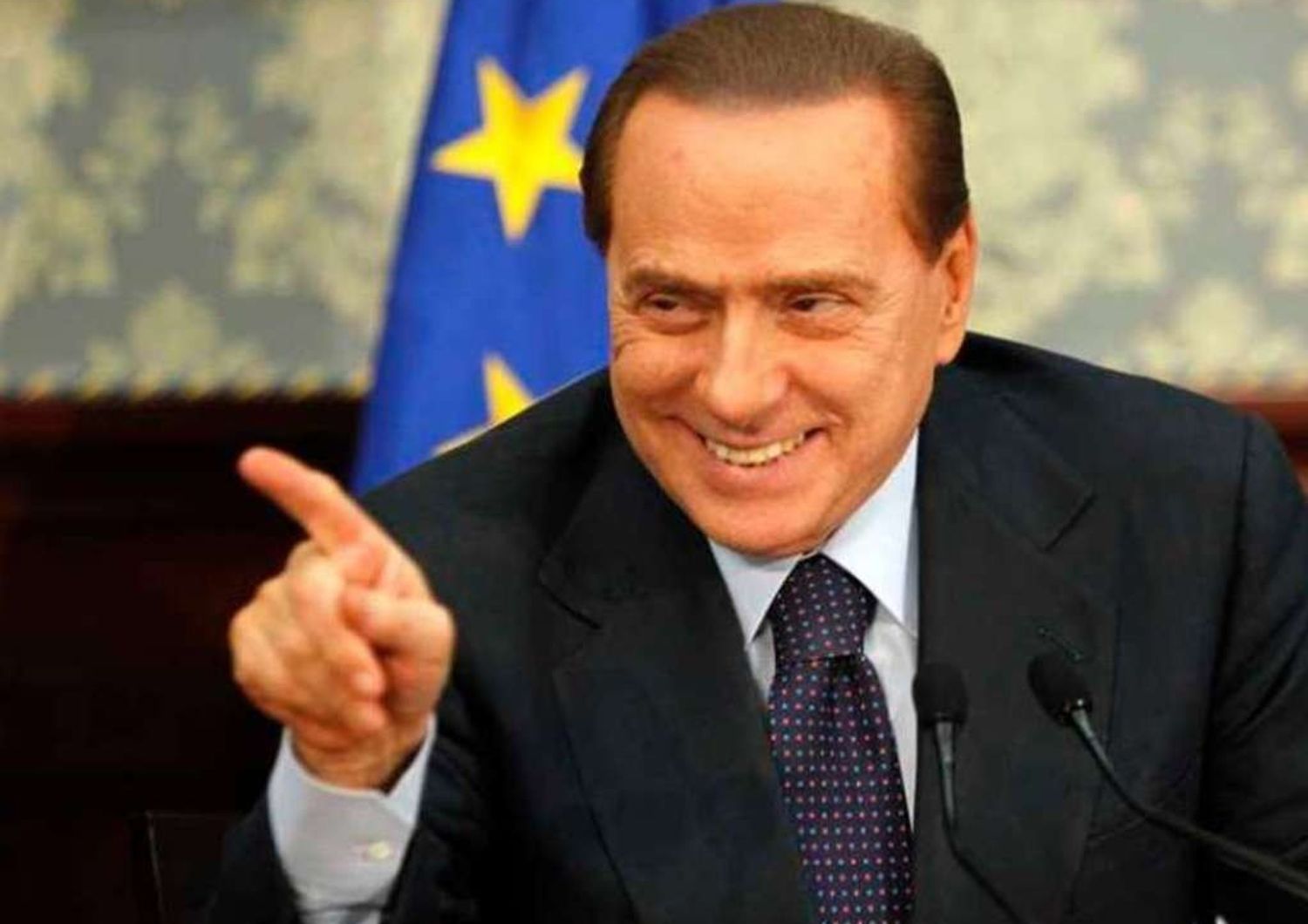 Berlusconi insists on swift approval of electoral reform