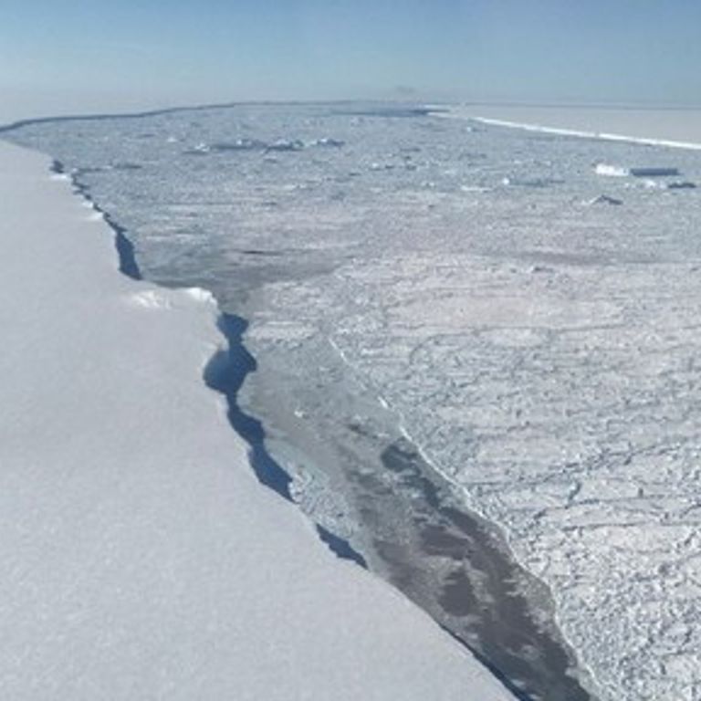 &nbsp;Il distacco dell'Iceberg A-68, (fonte Nasa)