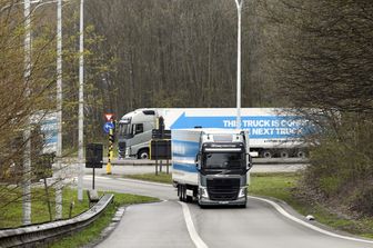 &nbsp;Tir a guida autonoma