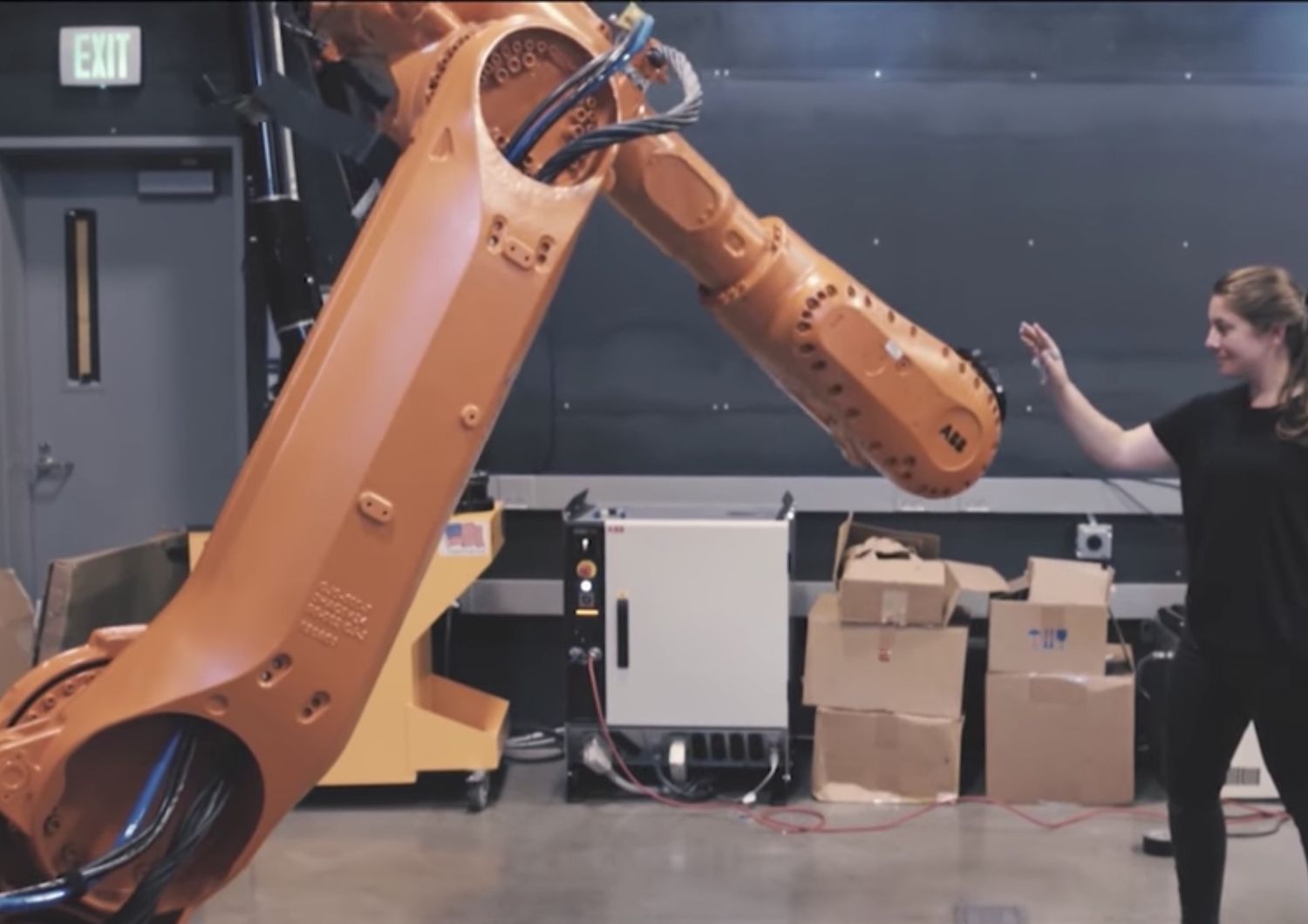 robot dolore intelligenza-artificiale
