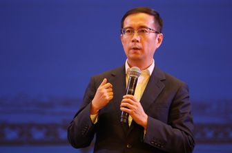 Chi &egrave; davvero&nbsp;Daniel&nbsp;Zhang, l&#39;erede di Jack Ma alla guida di&nbsp;Alibaba