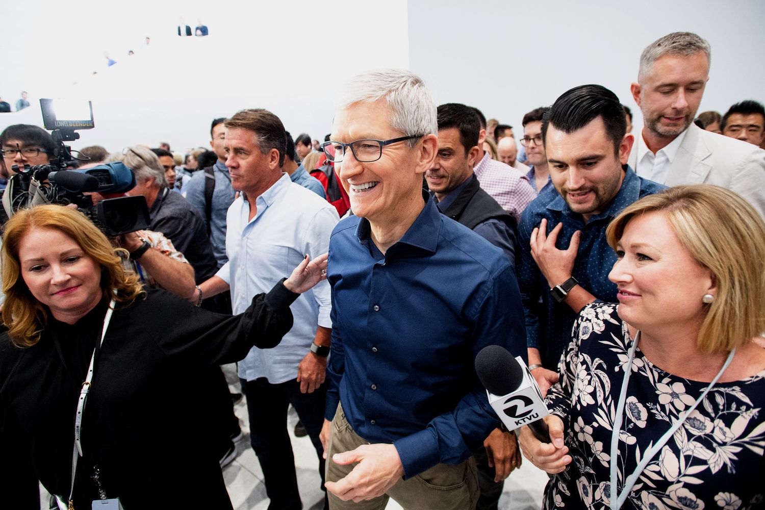 &nbsp;Tim Cook
