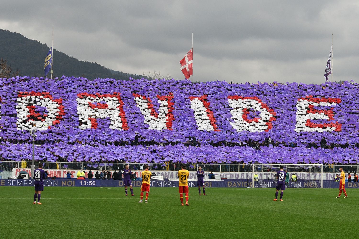 &nbsp;La curva della Fiorentina dedicata a Davide Astori