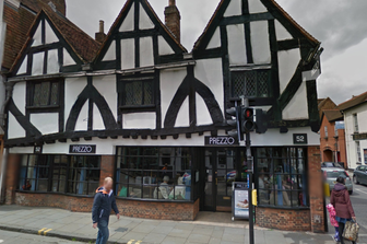 &nbsp;Il ristorante di Salisbury in cui si &egrave; sentita male la coppia