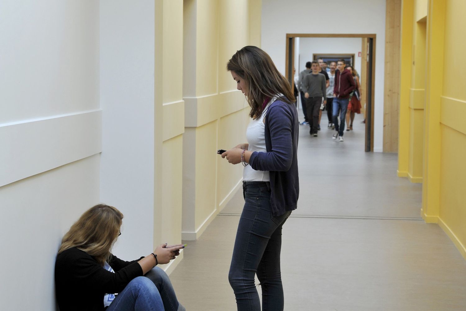 &nbsp;Il corridoio di una scuola