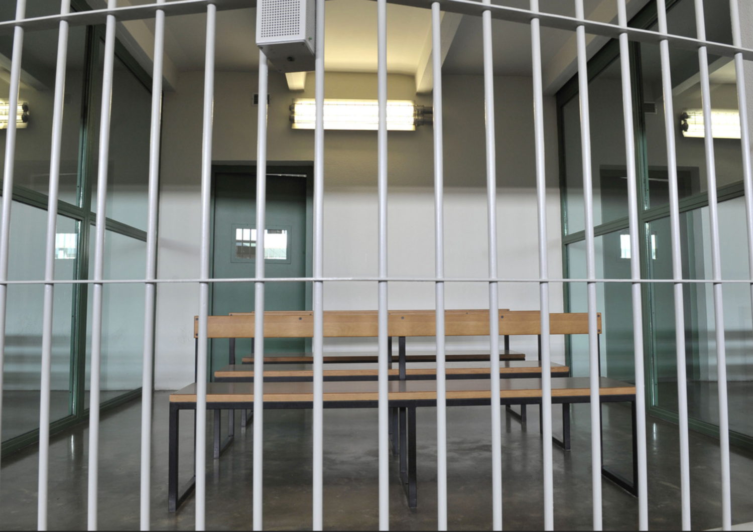 Trovato il padre dei bimbi uccisi da una detenuta a Rebibbia: &egrave; in carcere in Germania