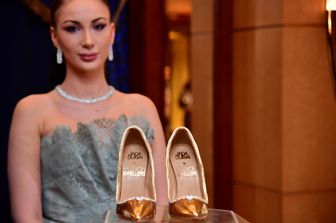 Di cosa sono fatte le scarpe da 17 milioni di dollari in vendita a&nbsp;Dubai