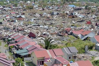 Terremoto in Indonesia: almeno 5 mila persone mancano all&#39;appello (1.763 le vittime)