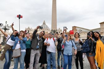 &nbsp;L'esercito del selfie