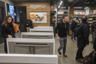 I supermercati senza casse n&eacute; cassieri di&nbsp;Amazon&nbsp;sbarcano in Europa