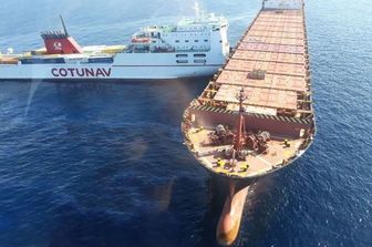 &nbsp;Lo scontro tra le due navi nel mare di Corsica