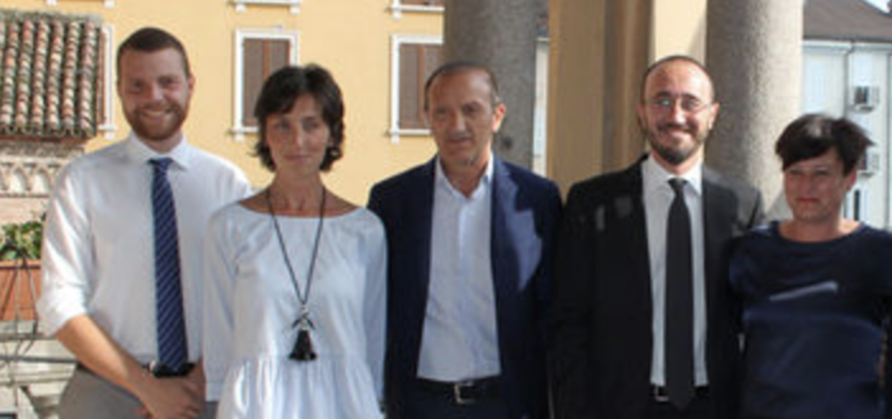 &nbsp;La giunta di Lodi, al centro l'assessore Suellen Belloni