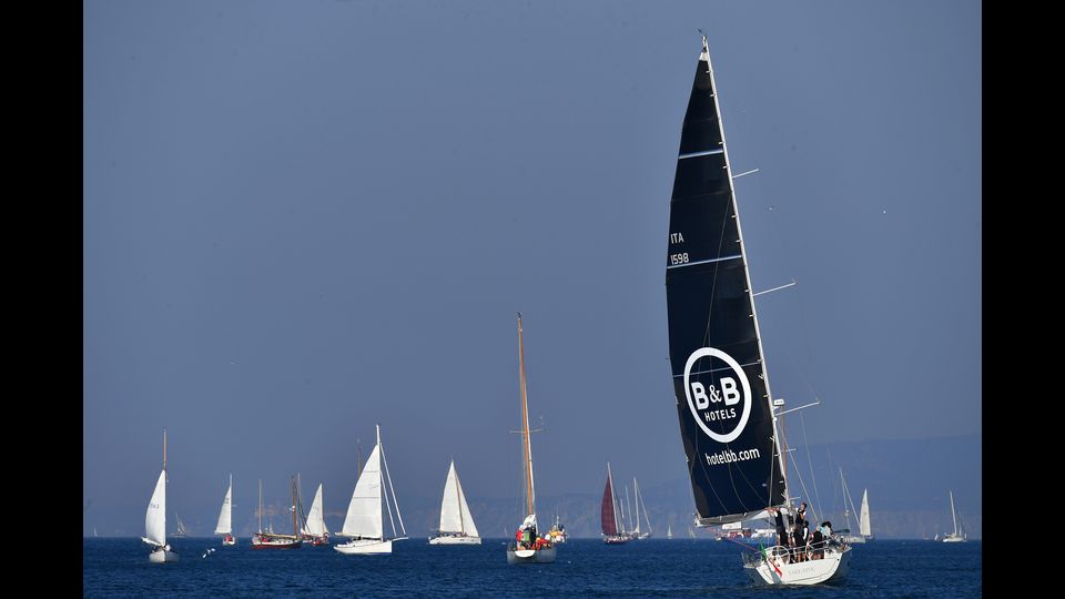 Le barche arrivano nel Golfo di Trieste per partecipare alla 50&deg; regata di Barcolana, il 13 ottobre 2018