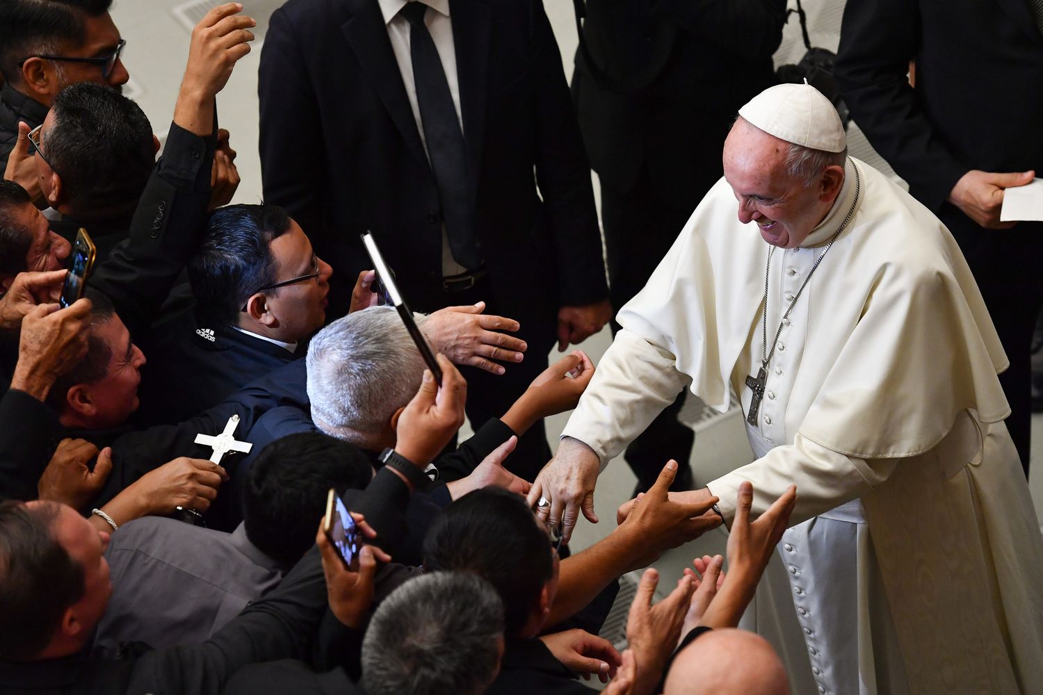 &nbsp;Papa Francesco incontra i pellegrini di El Salvador