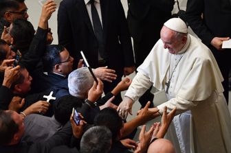 &nbsp;Papa Francesco incontra i pellegrini di El Salvador