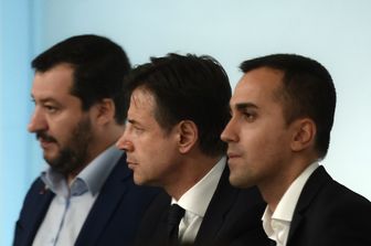 &nbsp; Da destra: Luigi Di Maio, Giuseppe Conte e Matteo Salvini&nbsp;