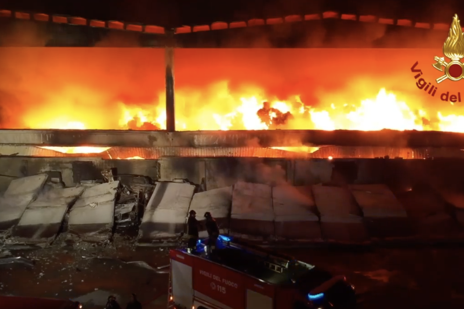 Incendio rifiuti Milano&nbsp;