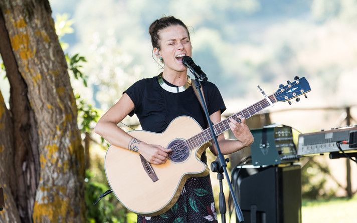 &nbsp;Renza Castelli