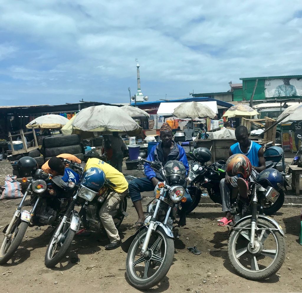 &nbsp; Moto taxi, Africa