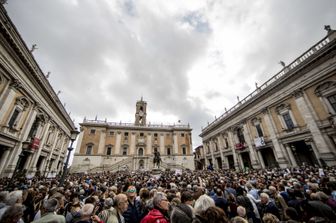 #Romadicebasta manifestazione contro la giunta Raggi&nbsp;