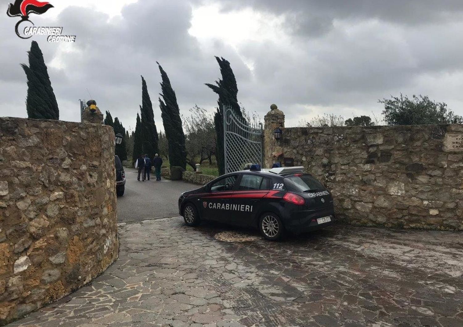 &nbsp;L'ingresso della tenuta di Massimo Marrelli in cui si trovava il cantiere dove &egrave; avvenuta la frana