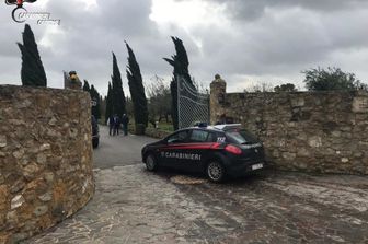 &nbsp;L'ingresso della tenuta di Massimo Marrelli in cui si trovava il cantiere dove &egrave; avvenuta la frana