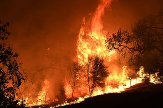 &nbsp;Incendi in California