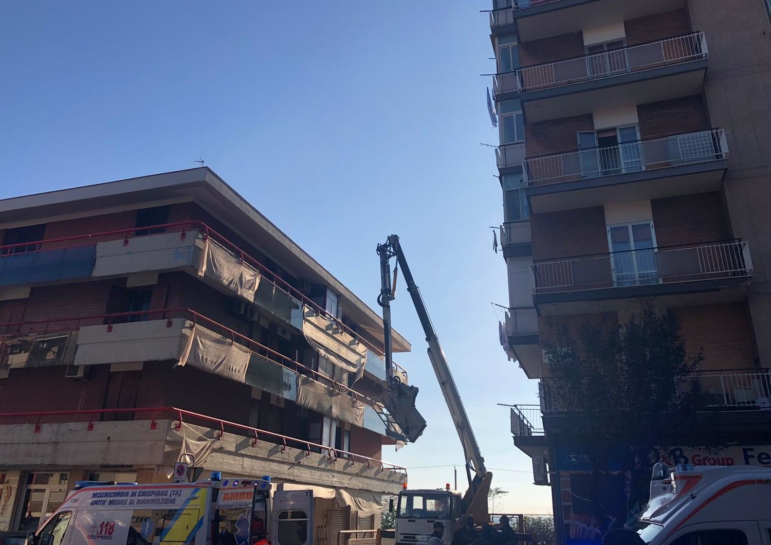 &nbsp;La gru collassata che ha causato la morte di due operai a Taranto