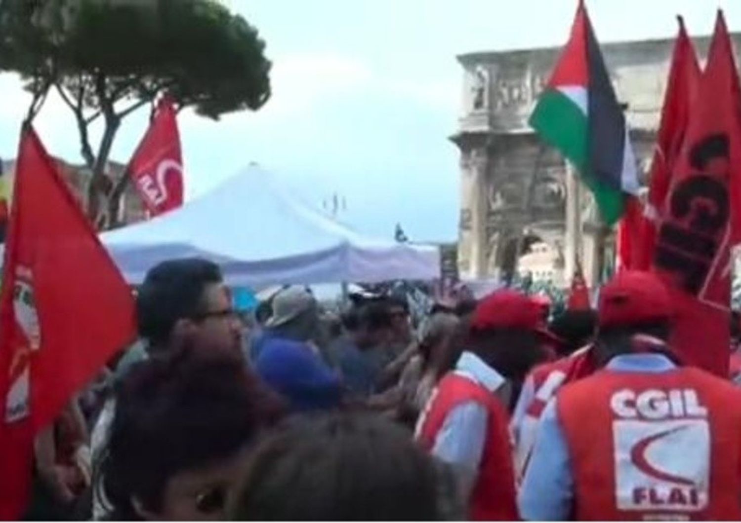 Immigrati: dalla manifestazione a Roma un appello all'Ue "stop alle stragi" - VIDEO