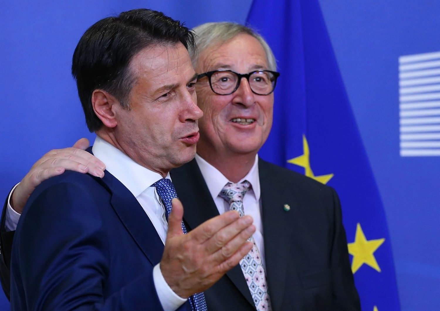 &nbsp;Giuseppe Conte e Jean-Claude Juncker