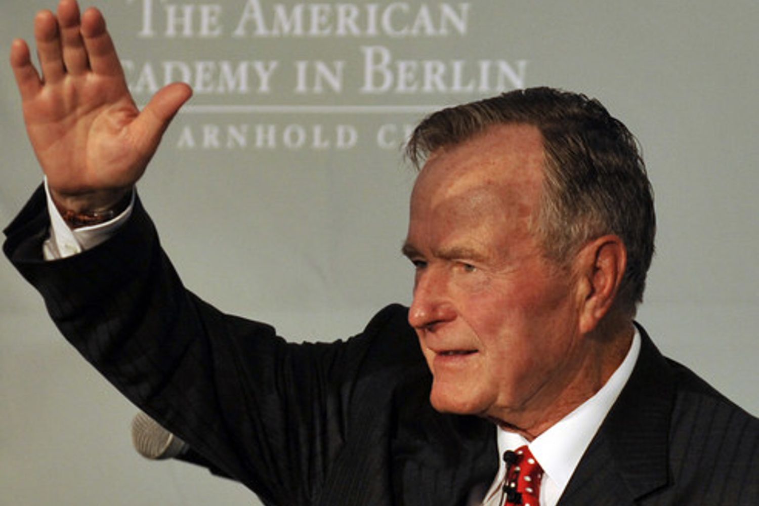&nbsp;George H.W. Bush nel 2008