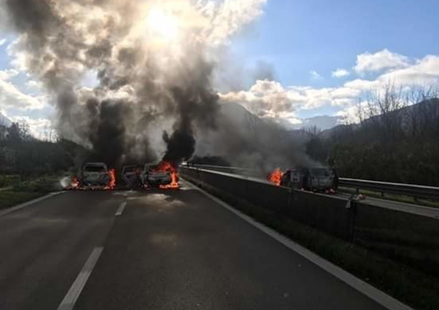 rapina a portavalori sulla Avellino-Salerno &nbsp;(Facebook)