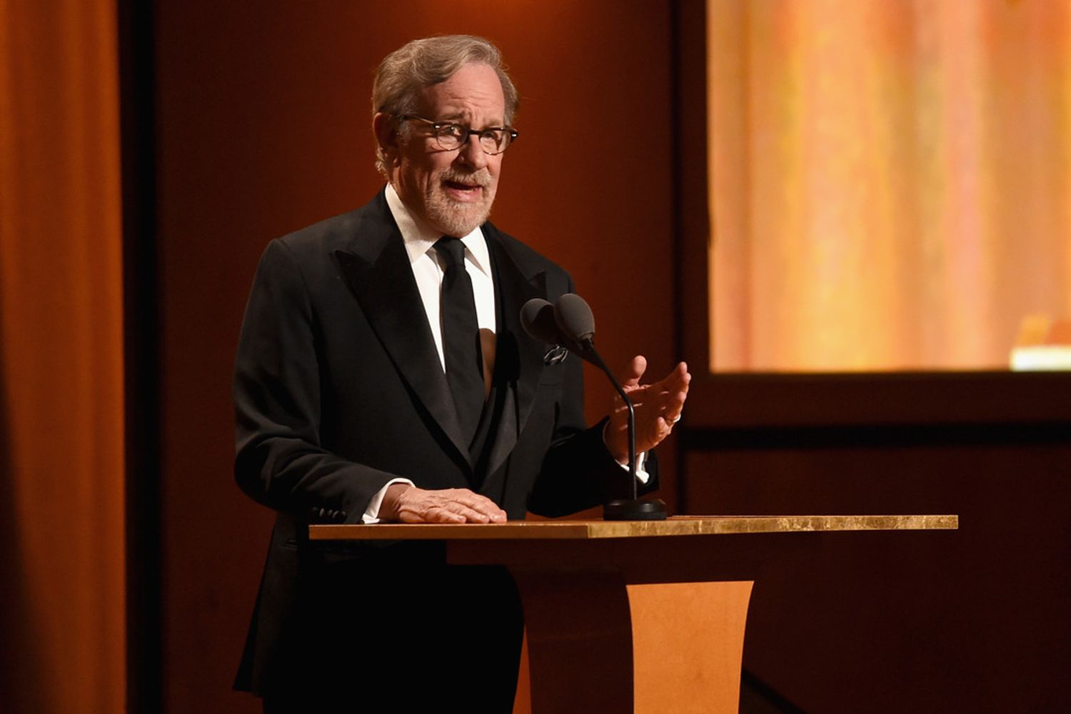 &nbsp;Steven Spielberg