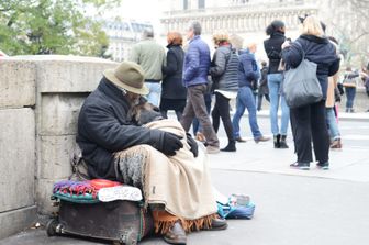 &nbsp;Un clochard, immagine di archivio