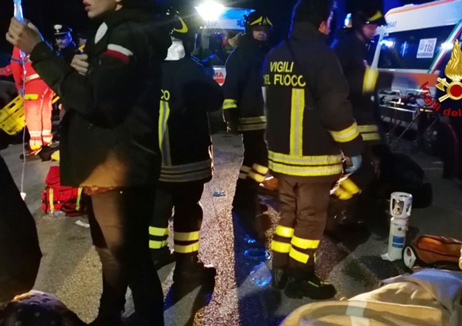 &nbsp;Ancona, i soccorsi dopo la tragedia in discoteca