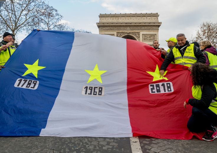 &nbsp;Gilet Gialli, manifestazione a Parigi