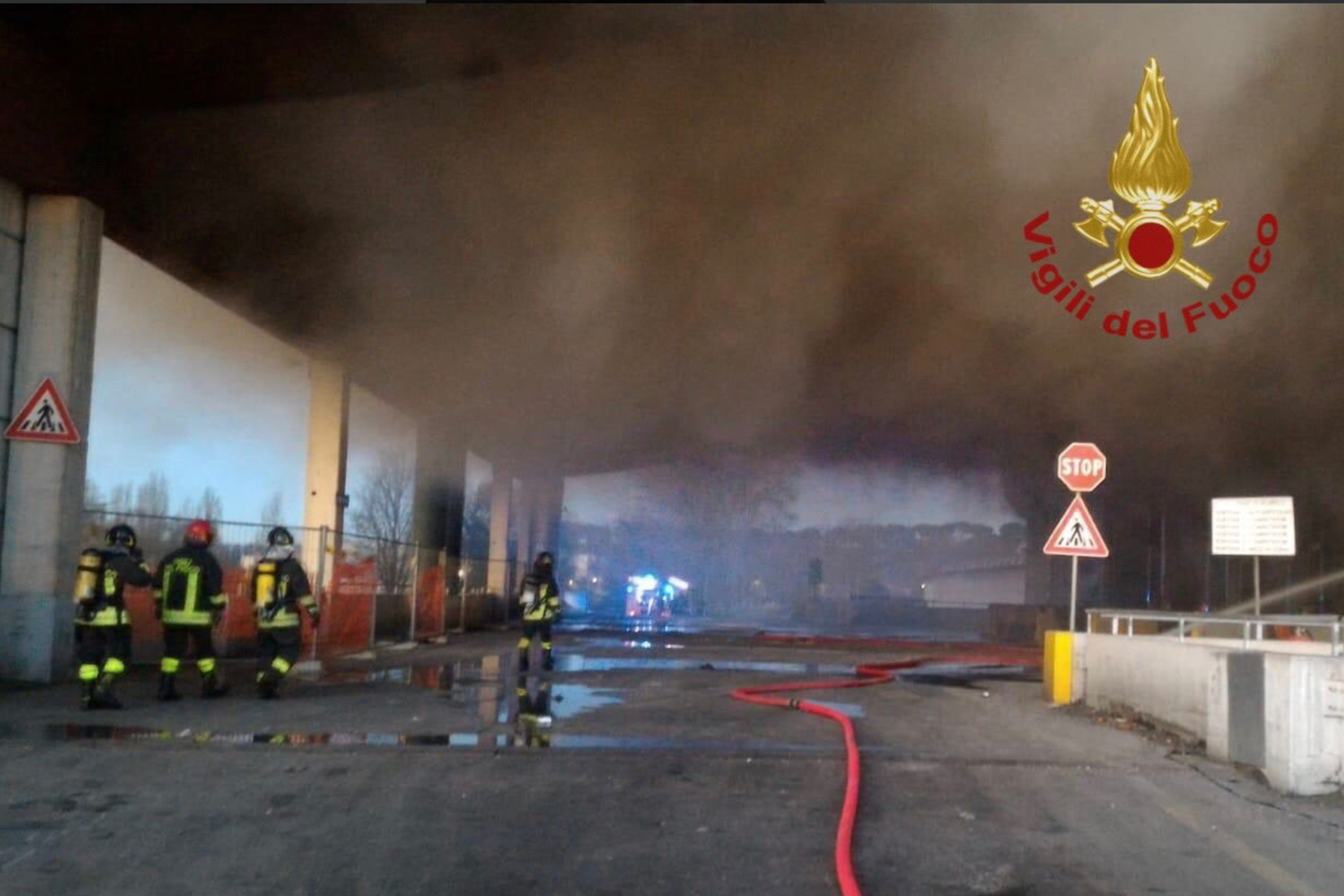 Rogo rifiuti Salaria