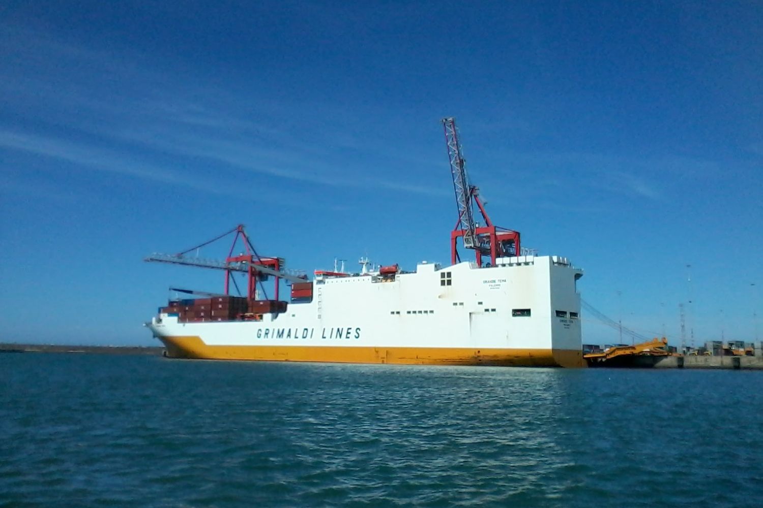 Grande Tema Grimaldi Lines