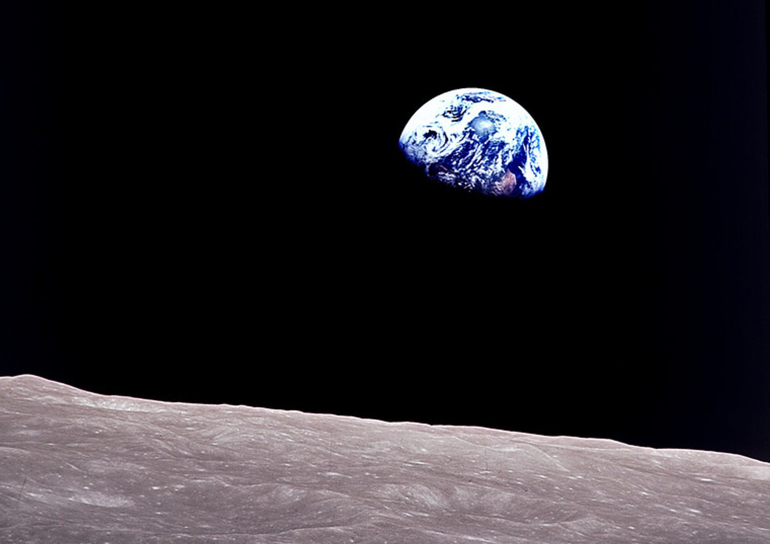 La foto scattata durate la missione Apollo 8 il 24 dicembre 1968