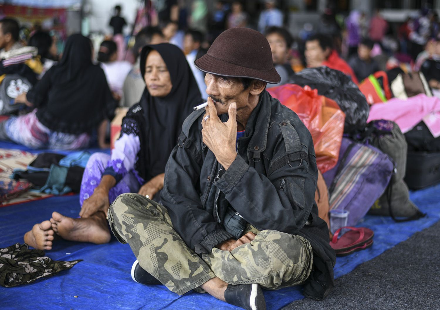 &nbsp;&nbsp;Indonesia, un gruppo di sfollati dopo il terremoto del 22 dicembre&nbsp;