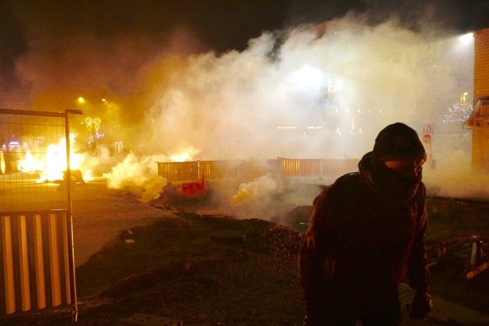 Scontri anche a Caen