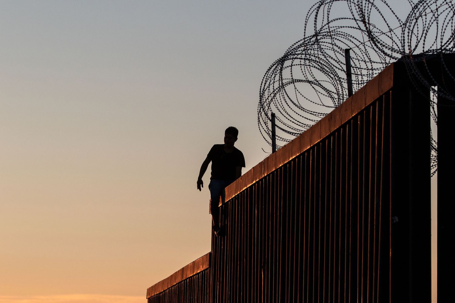 Il muro al confine tra Stati Uniti e Messico