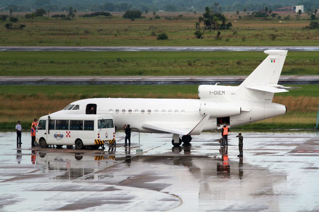 &nbsp;L'aereo che ha riportato Cesare Battisti in Italia